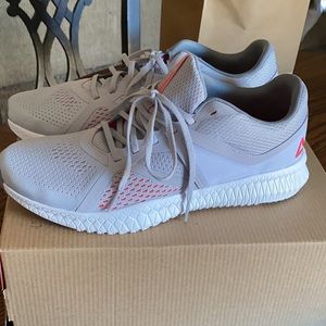 Reebok Flexagon (Women’s)